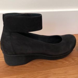 Dansko black nubuck ankle strap wedge. Women’s size 41.